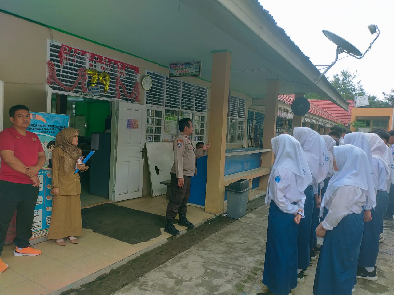 Bhabinkamtibmas Berikan Himbauan Kepada Pelajar Tentang Zero Balap Liar Dan Tawuran.