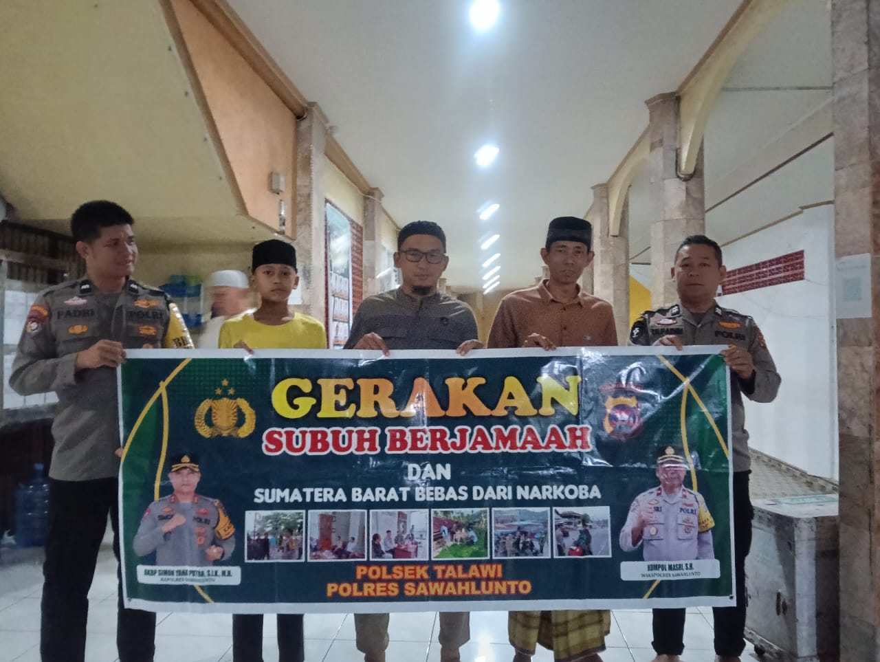 Polsek Talawi Gelar Gerakan Subuh Berjamaah di Masjid Taqwa Talawi, Kota Sawahlunto